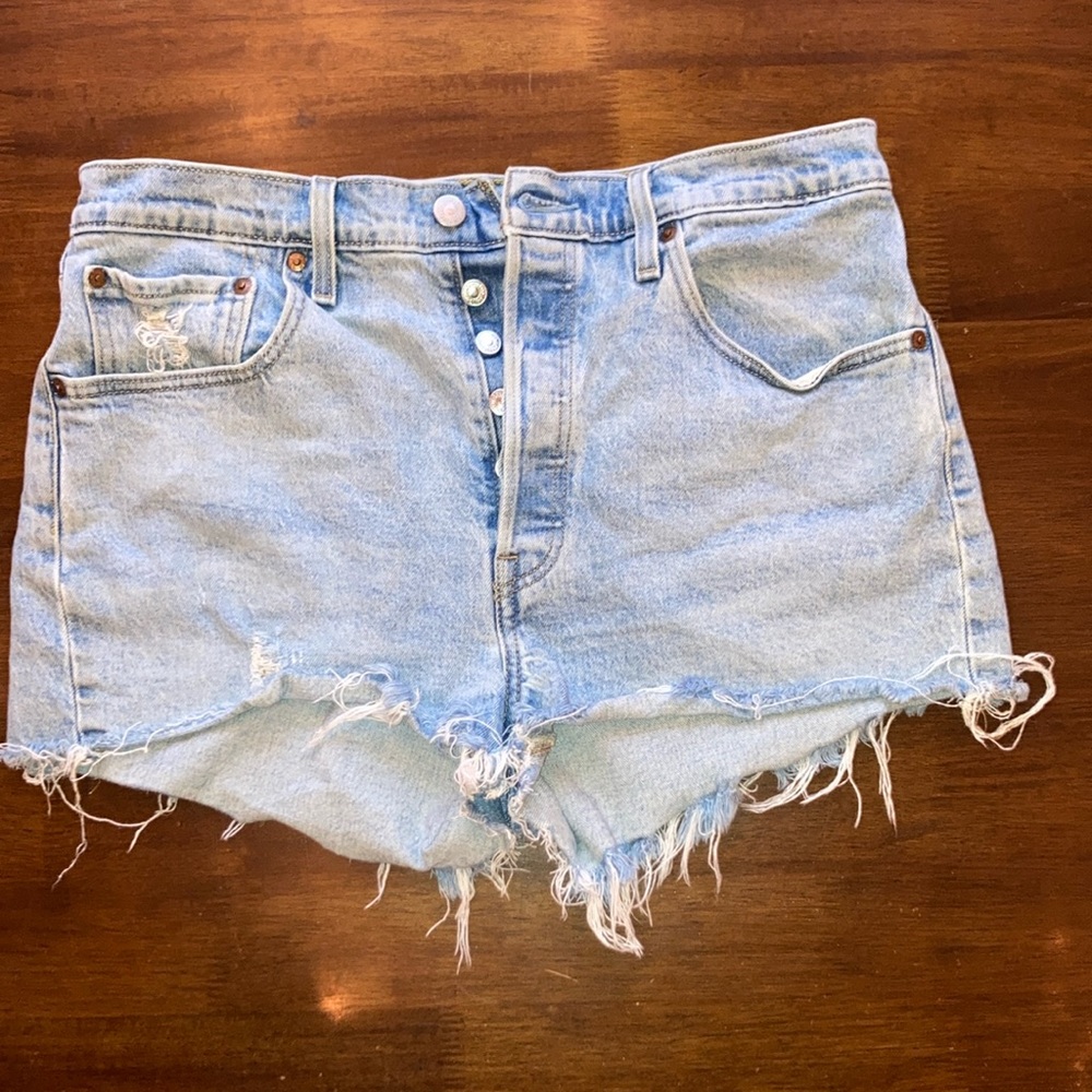 Levi’s 501 Women’s Denim Shorts